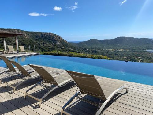 Luxury Villa Agnese l Sea view & infinity pool