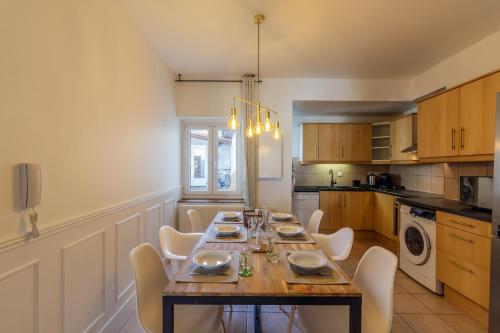 Kuchyň nebo kuchyňský kout v ubytování Appartement avec vue sur vignoble