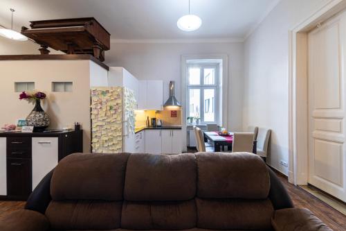 Kuchyň nebo kuchyňský kout v ubytování Urban Rooms