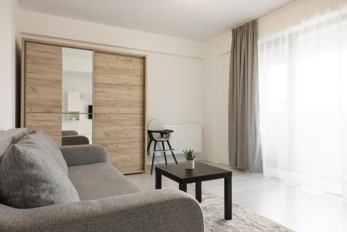 Χώρος καθιστικού στο Runcu Apartment