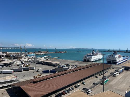 Port View Apartment 2