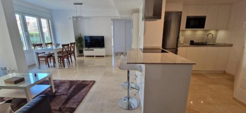 Polo Apartments 4B photo 21