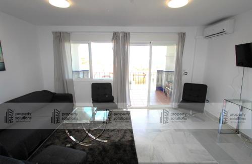 Lomas de Mena, 21 - Ático con vistas al mar - Piscina y Barbacoa - PARKING GRATIS - EXCELENTE CONEXIÓN WIFI