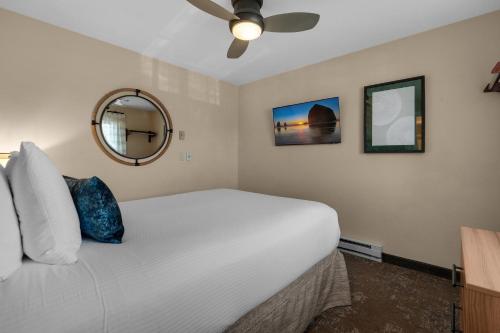 キャノンビーチにあるSchooner's Cove Innのギャラリーの写真