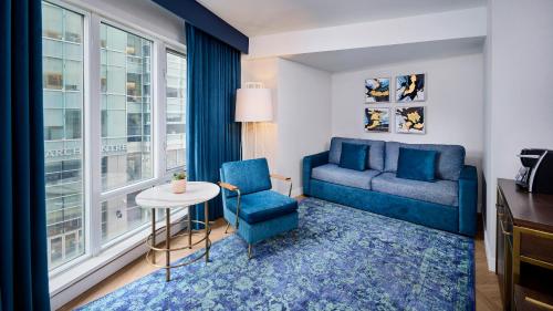 Pantages Hotel Toronto Centre Image