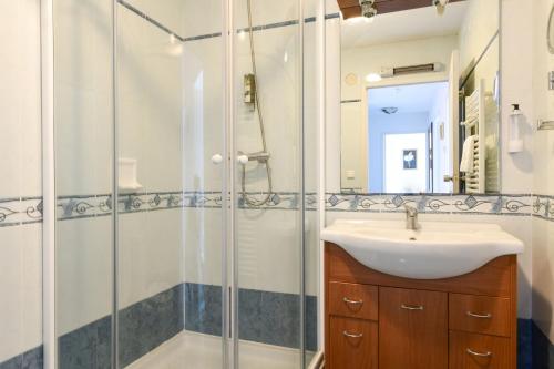 Bagno di Logis Hotel & Restaurant Bergeret Sport
