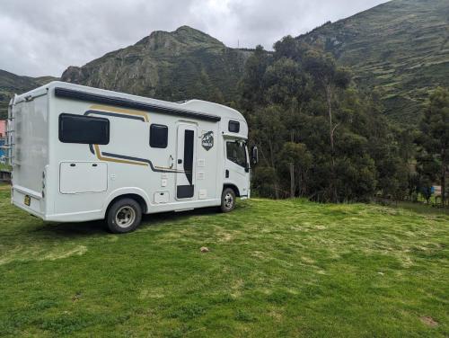 Gallery image of Casa Rodante en Cusco - H500 Luxury Family RV in Cusco