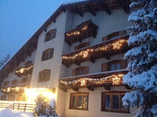 Hotel Lares