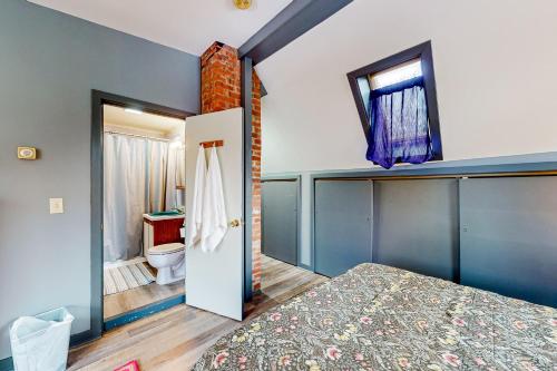 Katil atau katil-katil dalam bilik di Beauty of Bartlett - Unit 2