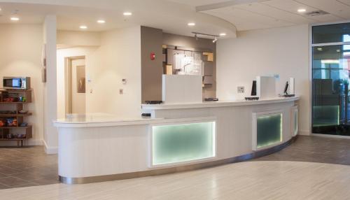 Holiday Inn Express & Suites Panama City Beach - Beachfront by IHG photo 70