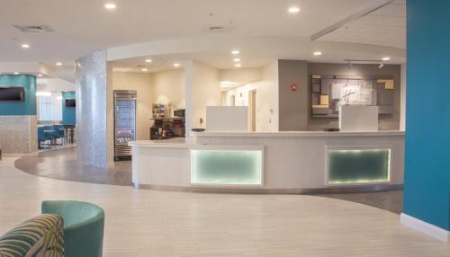 Holiday Inn Express & Suites Panama City Beach - Beachfront by IHG photo 67