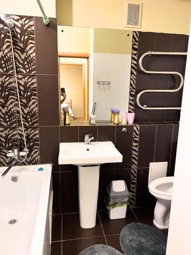 Kopalnica v nastanitvi Samal Suites