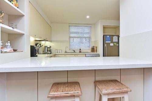 Dapur atau dapur kecil di Villa 3br Chianti Villa located within Cypress Lakes Resort