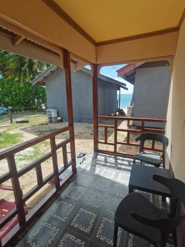 Balcon ou terrasse dans l'établissement Permata Beach Chalet