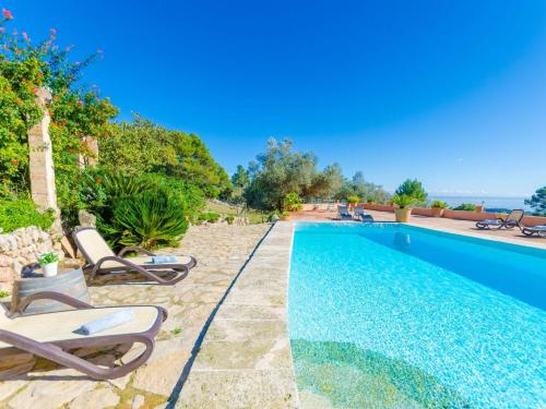 Bazen u objektu Sobreamunt - Villa With Private Pool In Esporles Free Wifi ili u blizini