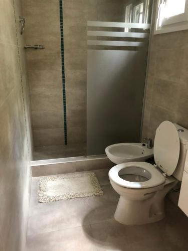 Bilik mandi di Ayres Village Apart