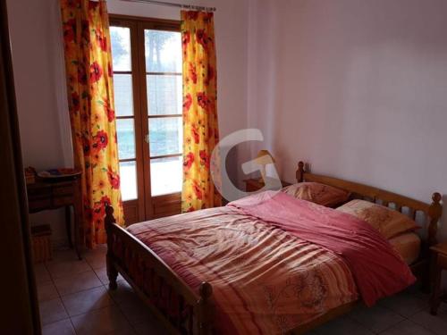 Photo de la galerie de l'établissement Maison avec piscine chauffée à 700m de la mer, 8 pers, proche centre ville, Jard sur Mer - FR-1-357-323, à Jard-sur-Mer