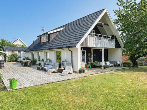 Taman di luar 6 person holiday home in ASKIM-By Traum
