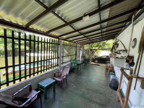 Restaurace v ubytování Curly Hostel Negombo