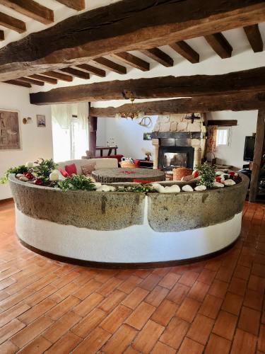 Gallery image of Maison normande avec piscine chauffée privée in La Croupte
