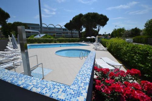 Πισίνα στο ή κοντά στο Spacious and bright flat with swimming pool - Beahost