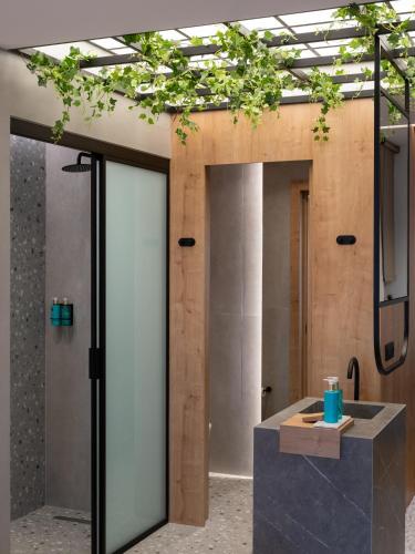 Space Row Design Living photo 3