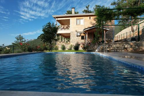 Πισίνα στο ή κοντά στο VILLA LYCIAN - Dağ ve Deniz Manzarası