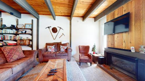TV a/nebo společenská místnost v ubytování Val D'Isere #6 Condo