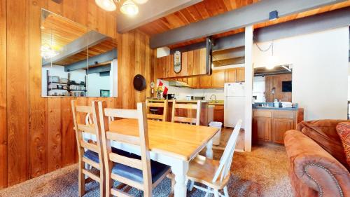 Kuchyň nebo kuchyňský kout v ubytování Val D'Isere #6 Condo