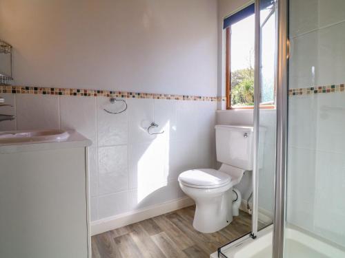 Un baño de 3 The Glade