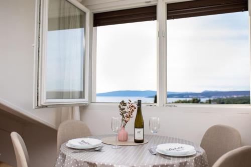 Apartment Olive with wonderful sea view - 500 m from beach