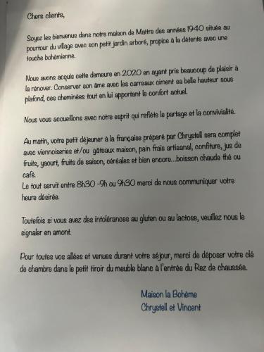 een brief van de president van de Verenigde Staten met een gedetailleerd overzicht van het aantal vluchtelingen bij MAISON la BOHÈME Une parenthèse enchantée au cœur du charme, petit-déjeuner de rêve in Vias