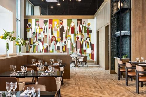 Hilton BNA Nashville Airport Terminal Image