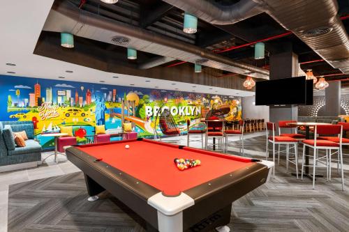 Tru By Hilton Brooklyn Image