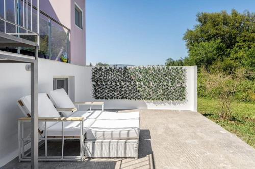 Ioanna's Gem 10min drive from heart of Corfu Town