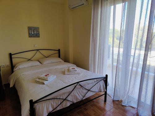 Elia Artemida Vacation Villa