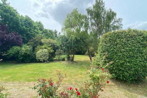 Maison familiale 4 chambres avec grand jardin, particulierにある庭