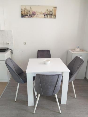 Fotografie z fotogalerie ubytování Apartment in Podgorica - Montenegro v destinaci Konik