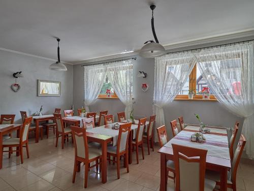 En restaurant eller et andet spisested på Willa Za Cieszynianką