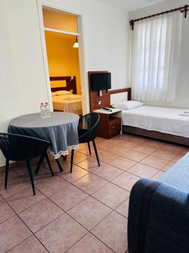Postel nebo postele na pokoji v ubytování Görkem Apart Otel