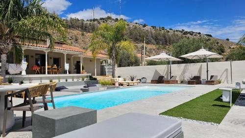 Blue Topaz Villa with Private Pool