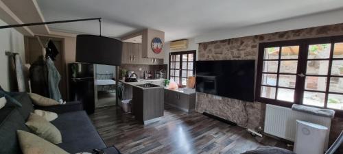 Gallery image of Manos Luxury Apartments in Nafpaktos