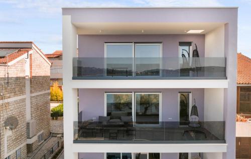 Gorgeous Apartment In Vodice With Wifi