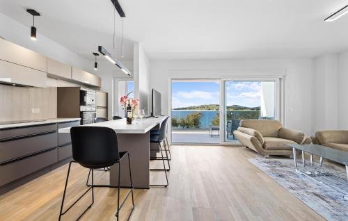 Gorgeous Apartment In Vodice With Wifi