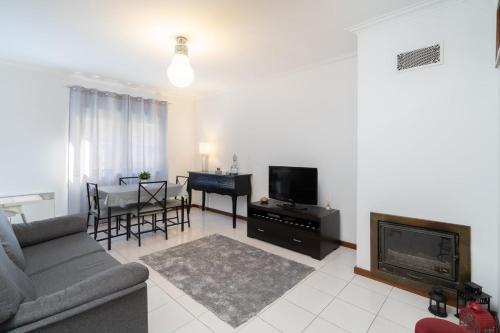 GuestReady - Modern 2BR Flat in Vila Nova de Gaia