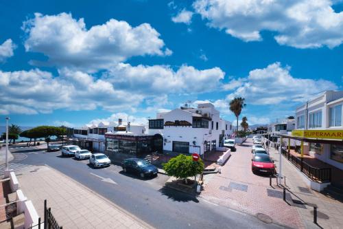 Casa Toni - Next to Playa Grande By Lanzarote Vacation Homes