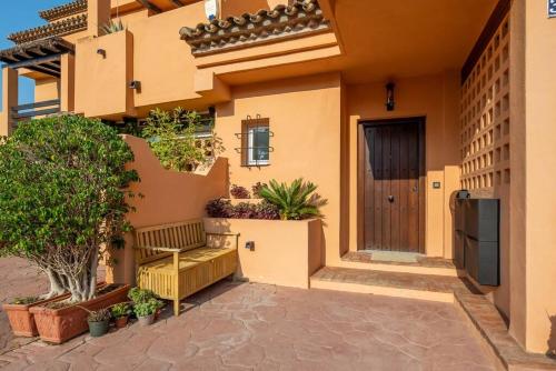 Luxury 5-Bedroom Townhouse in Puente Romano