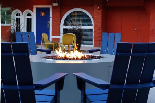 Hotel Del Sol Image