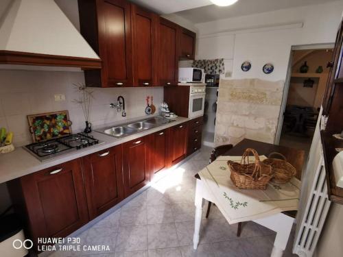 Una cocina o zona de cocina en Casa Vittoria