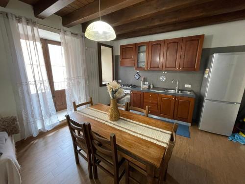 Kuchyň nebo kuchyňský kout v ubytování Casa Vacanze a Termini Imerese - Eden Holiday Home